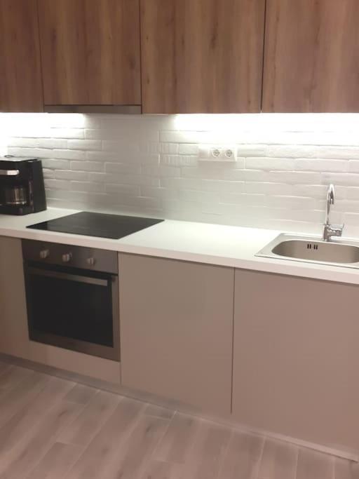 Μοντέρνο Διαμέρισμα - Stylish Appartment Loutraki Экстерьер фото