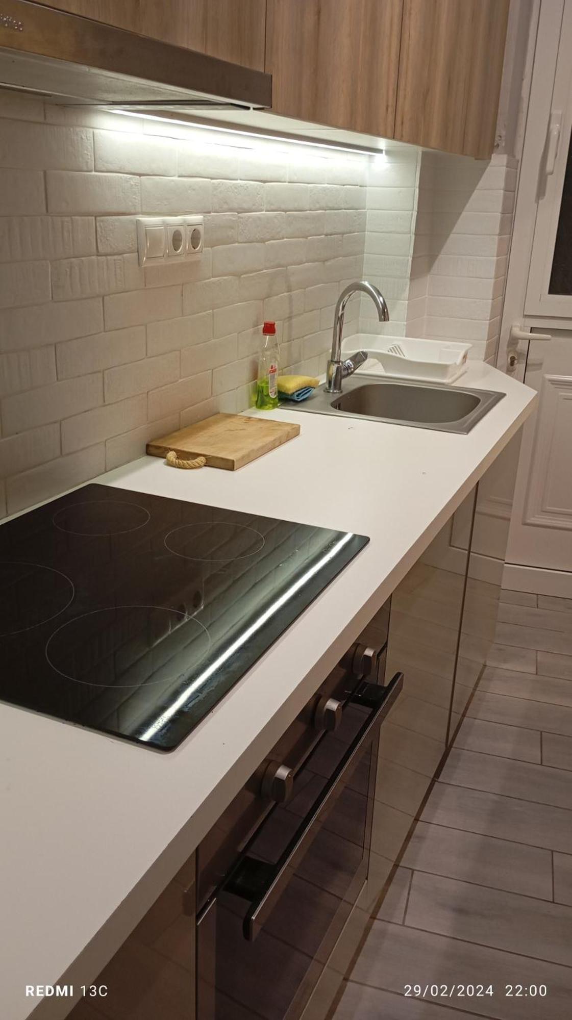 Μοντέρνο Διαμέρισμα - Stylish Appartment Loutraki Экстерьер фото